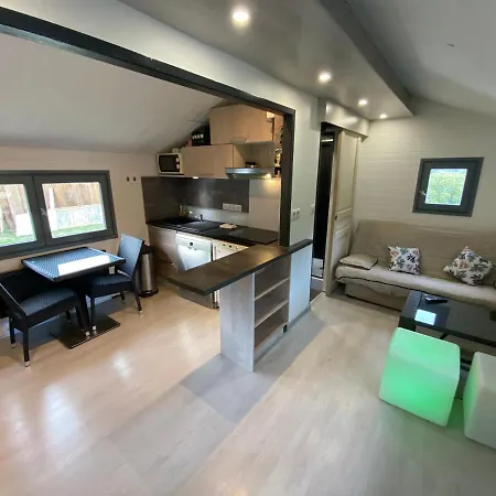 Annecy Chalet Insolite Apartment *